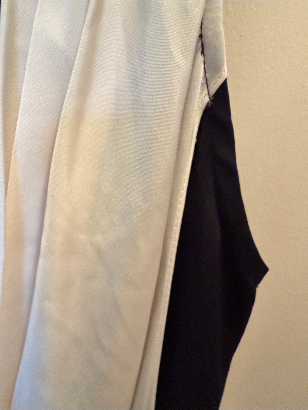 New Nanette Lepore Black and Ivory Silk Draped Cowl Neck Sleeveless Top 10 - Picture 6 of 9